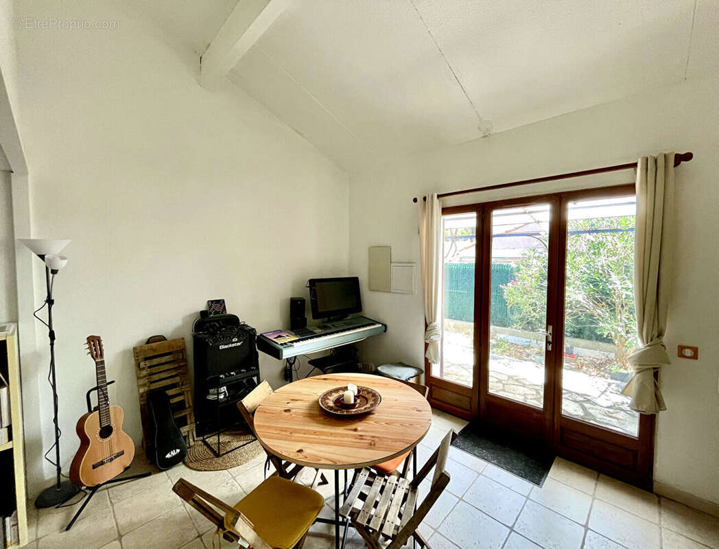 Maison à FORCALQUEIRET