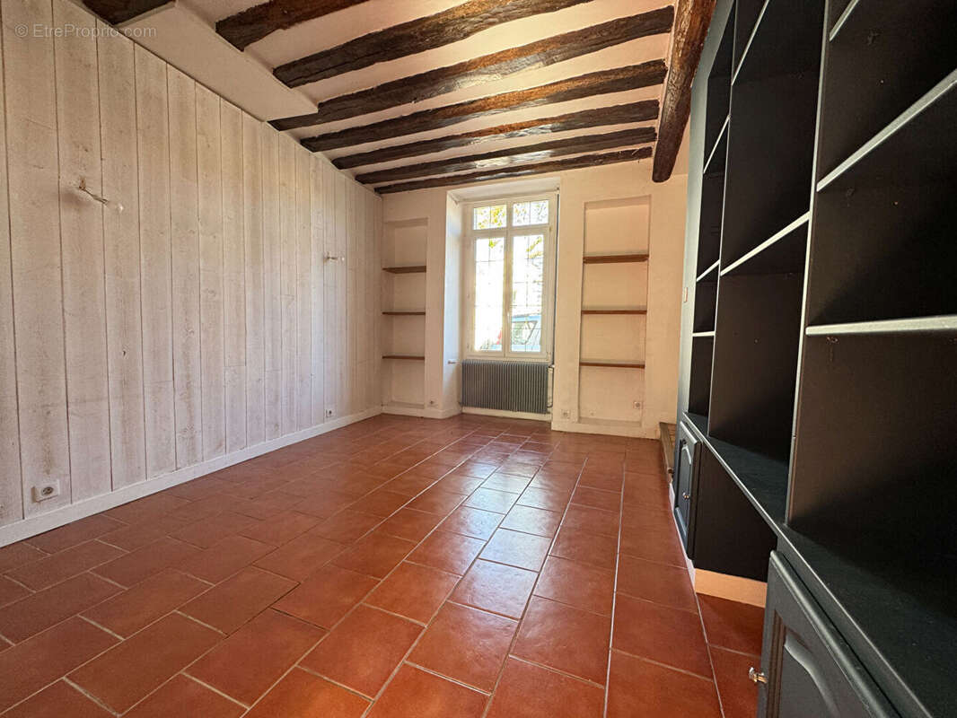 Maison à NEAUPHLE-LE-CHATEAU