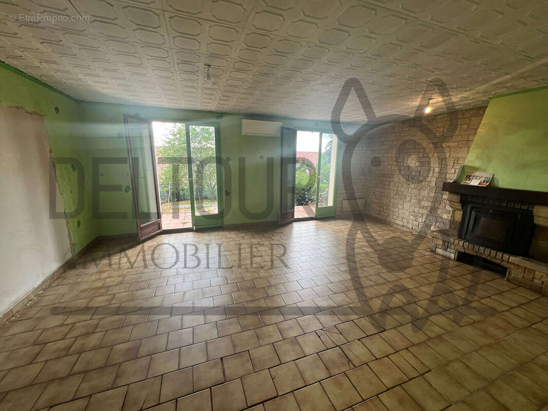 Maison à COULOMMIERS