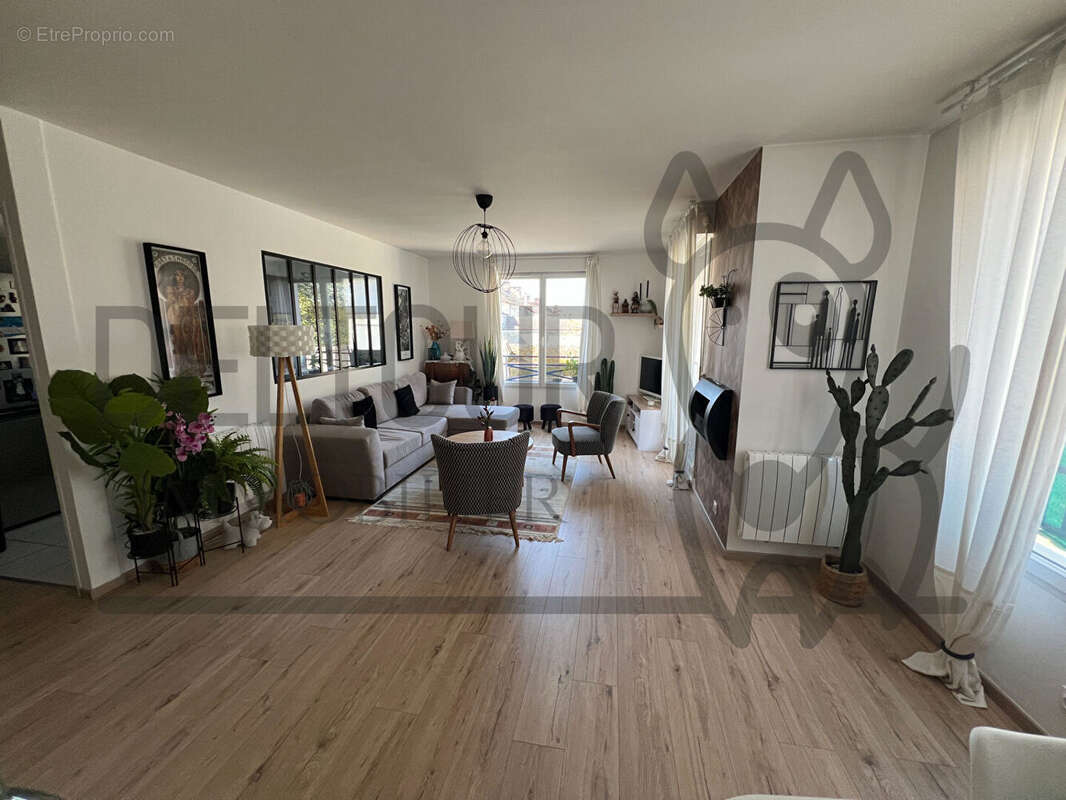 Appartement à COULOMMIERS