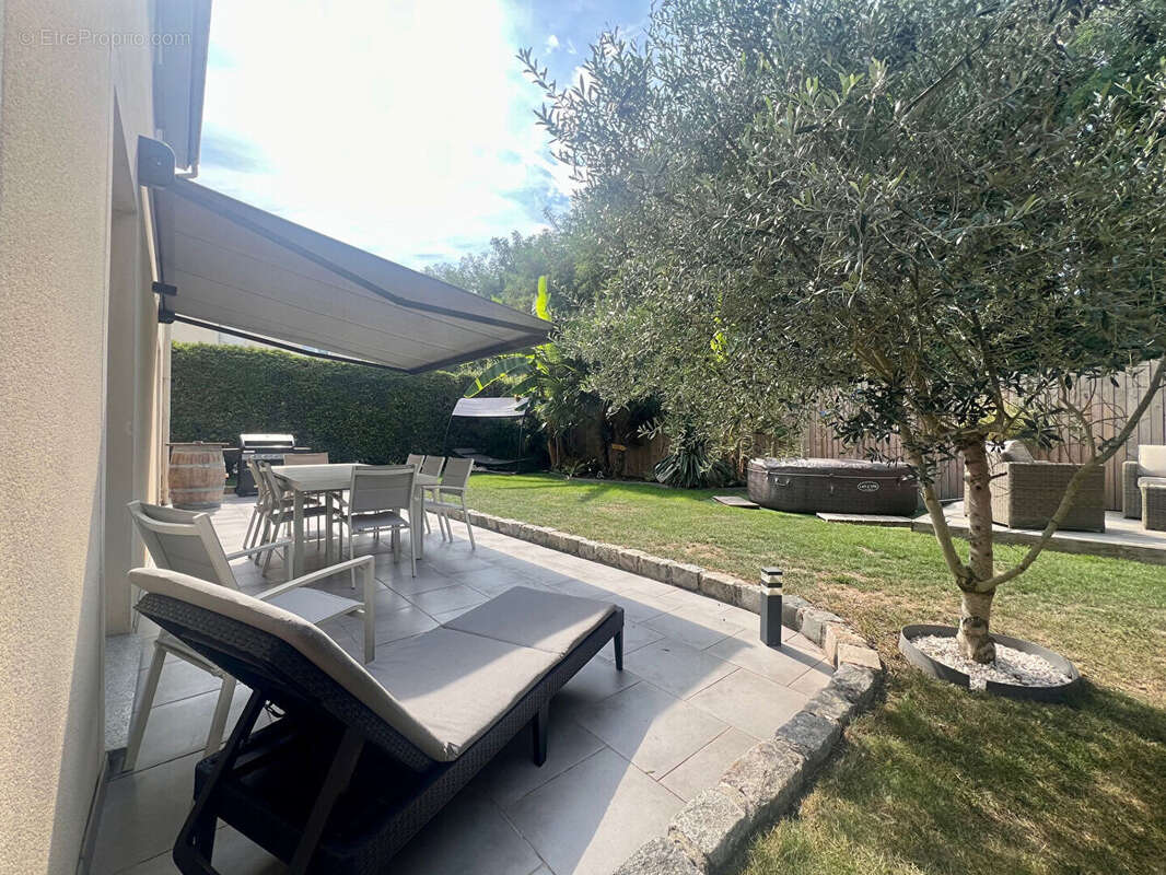 Maison à BRIE-COMTE-ROBERT