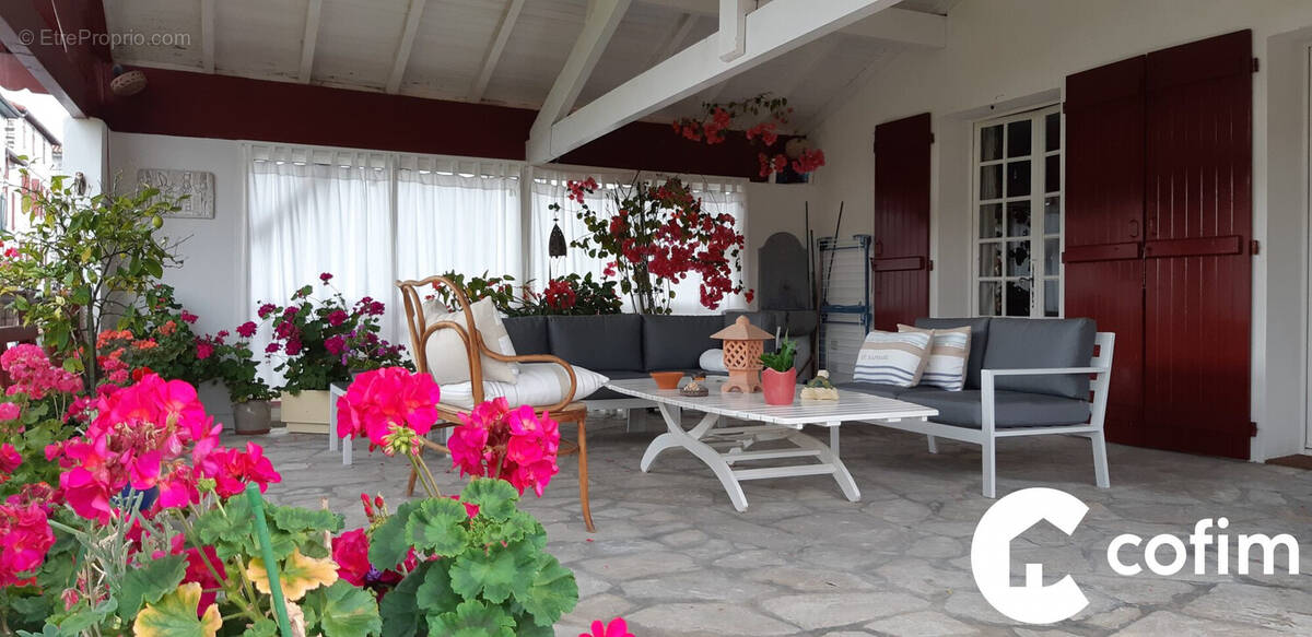 Maison à LA BASTIDE-CLAIRENCE