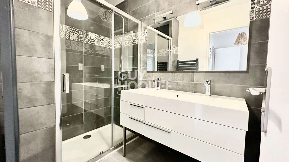 Appartement à CHAMALIERES