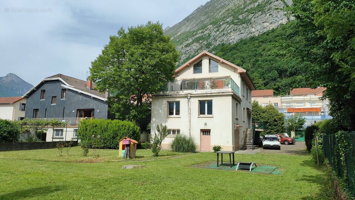 Maison à SAINT-MARTIN-LE-VINOUX