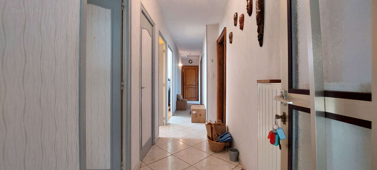 Maison à LANEUVEVILLE-AUX-BOIS