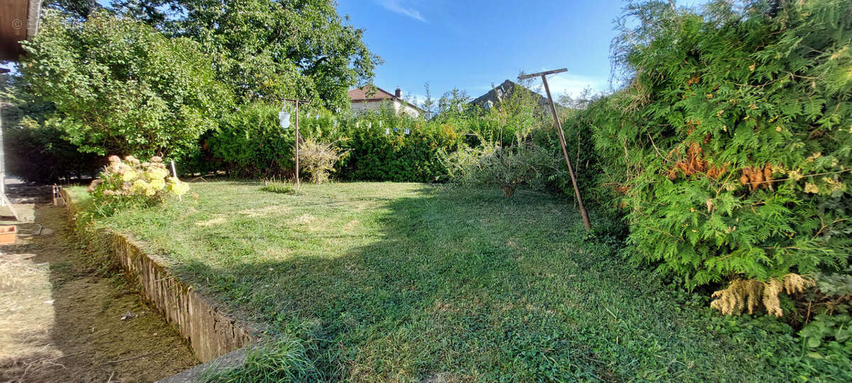 Maison à LANEUVEVILLE-AUX-BOIS