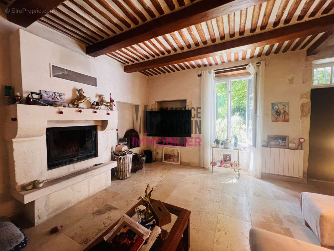 Maison à CHATEAURENARD