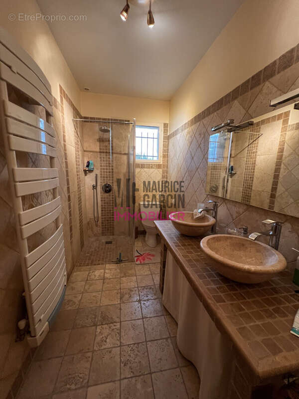 Maison à CHATEAURENARD