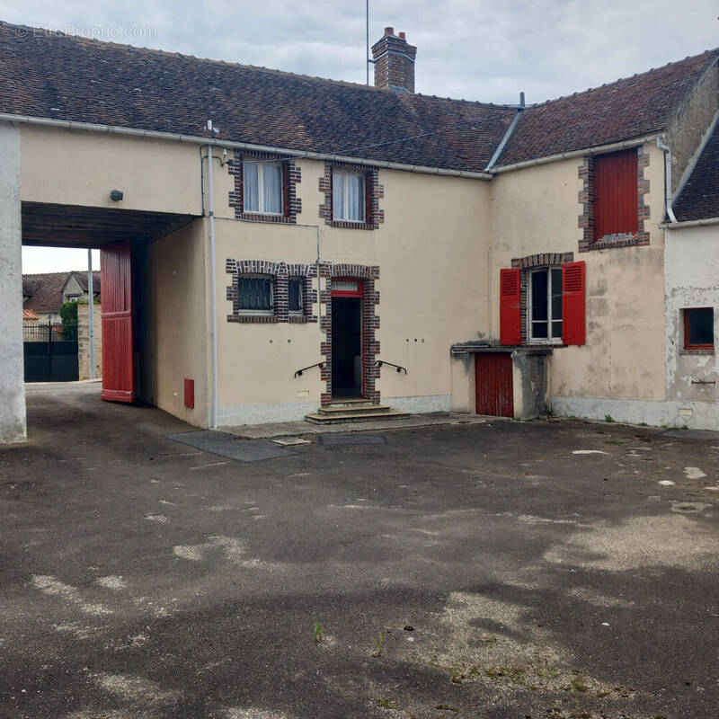 Maison à AUFFERVILLE