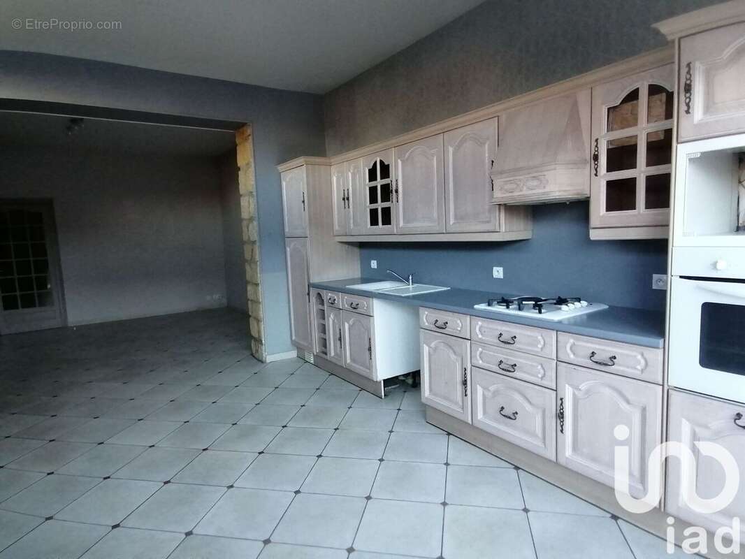 Photo 4 - Maison à VOUZIERS