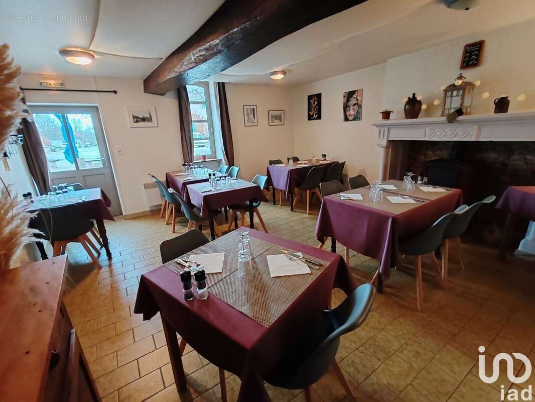 Photo 3 - Commerce à AUTRY-ISSARDS