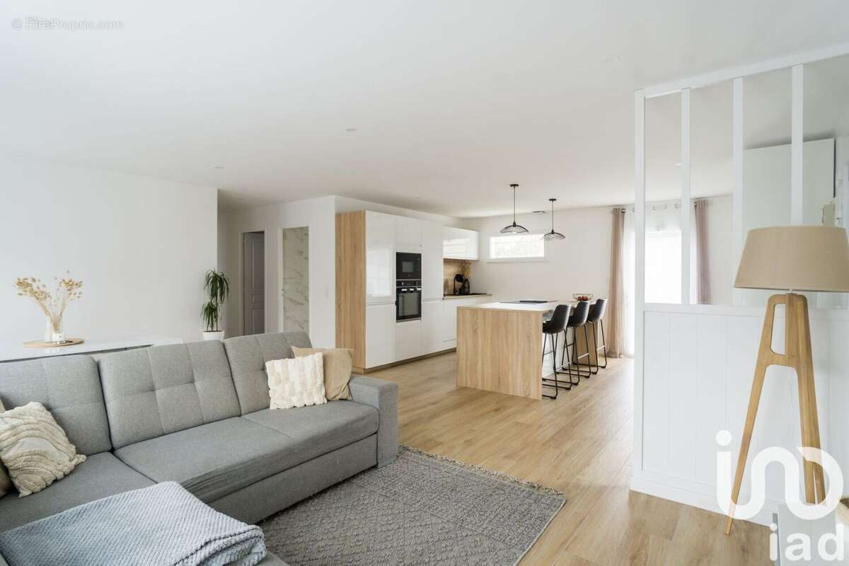 Photo 2 - Maison à CHARNY