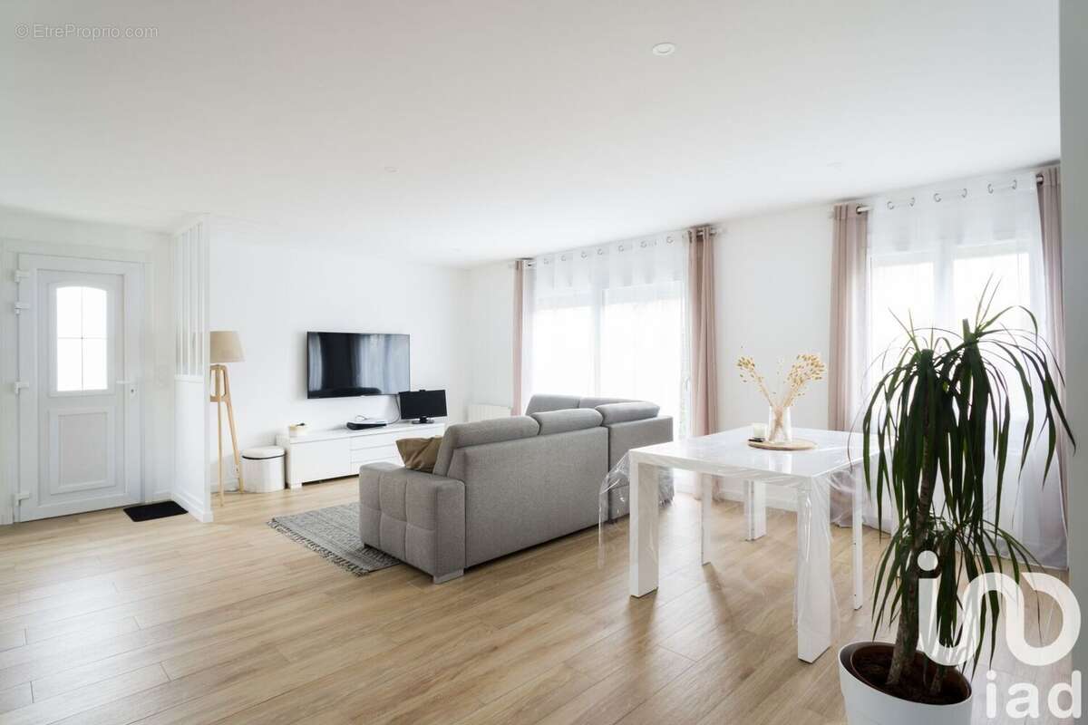 Photo 9 - Maison à CHARNY