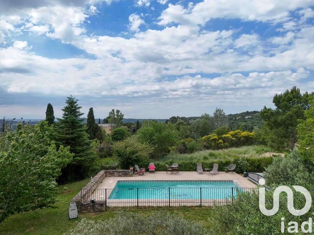 Photo 2 - Maison à ROCHEFORT-DU-GARD