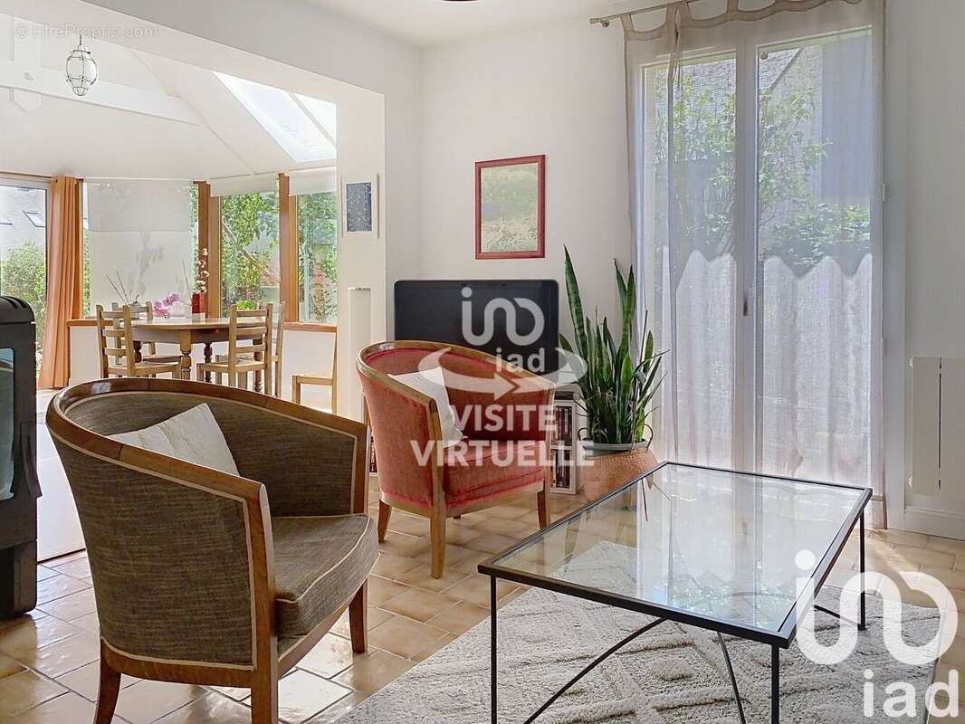 Photo 3 - Maison à THORIGNE-FOUILLARD