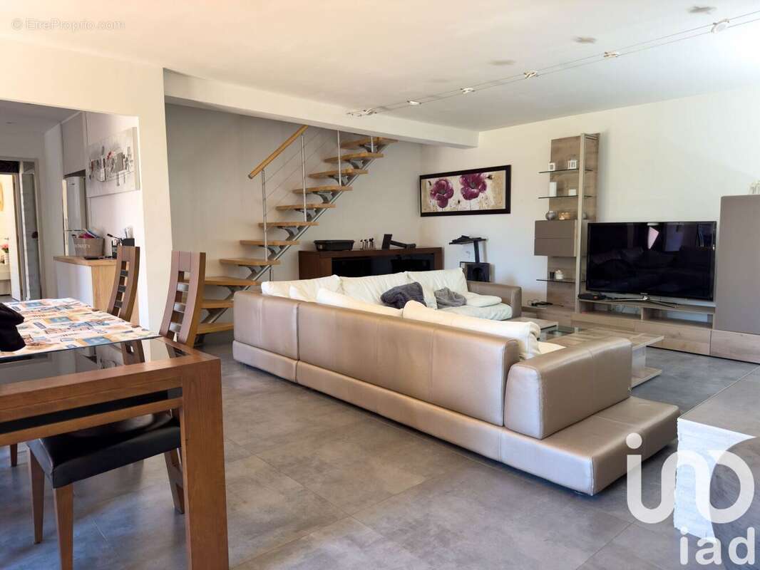 Photo 6 - Maison à DOMAZAN