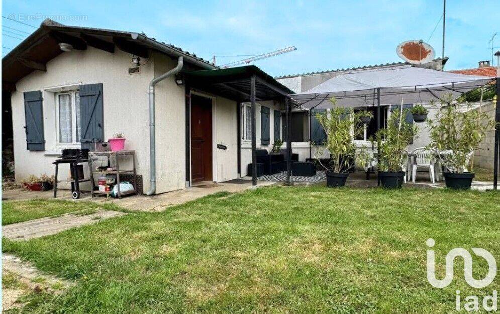 Photo 1 - Maison à MAROLLES-EN-HUREPOIX