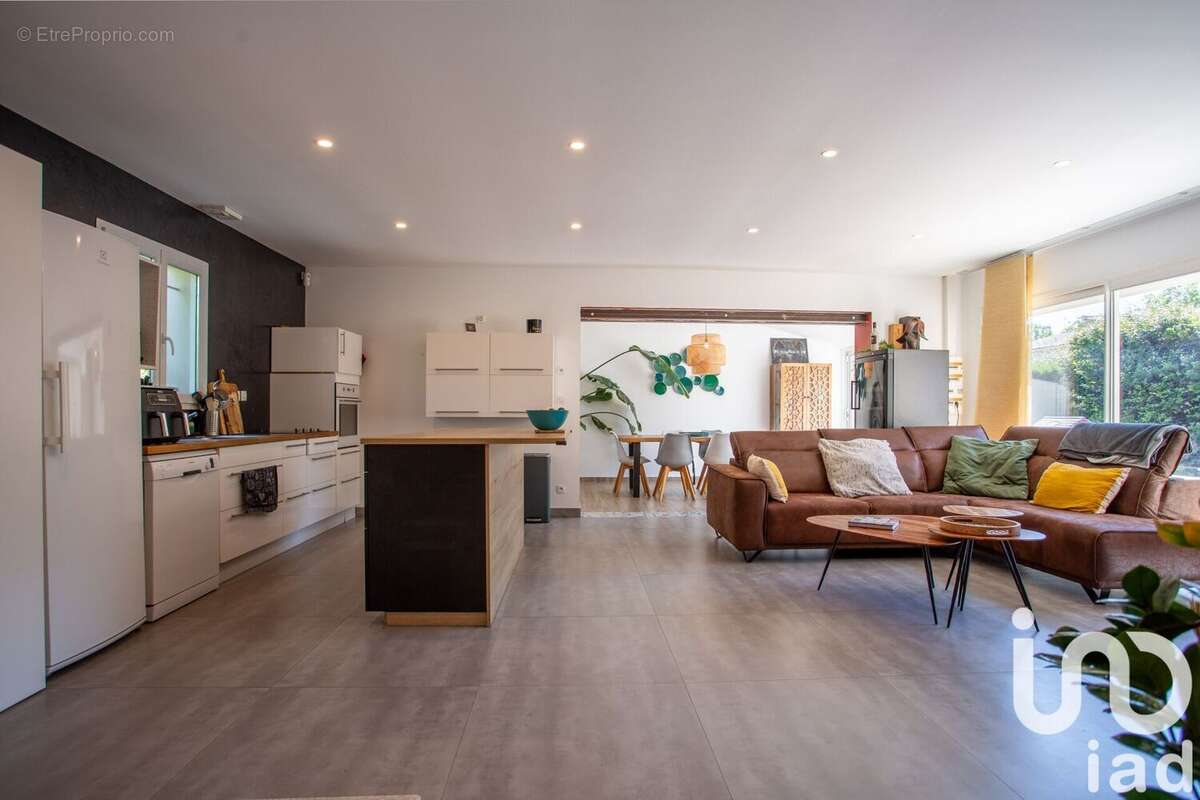 Photo 3 - Maison à ROCHEFORT-DU-GARD