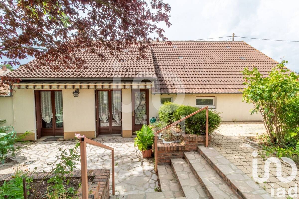 Photo 1 - Maison à LORRIS