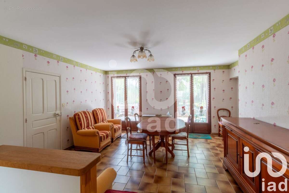 Photo 2 - Maison à LORRIS