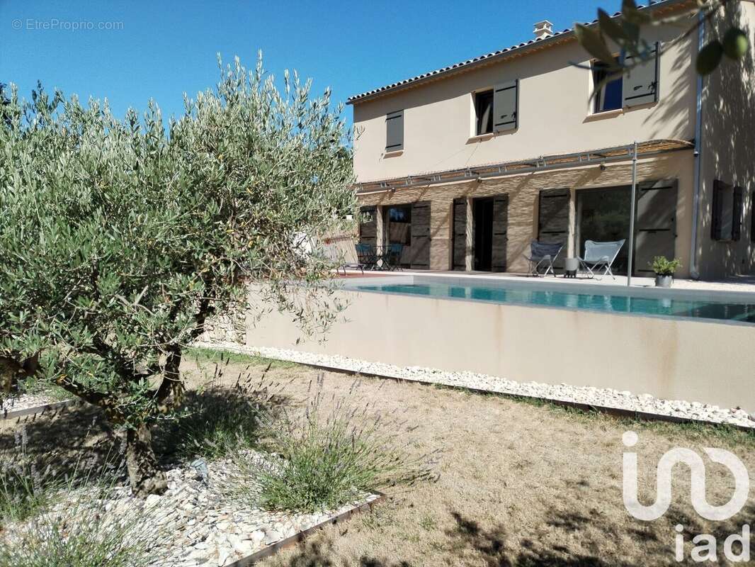 Photo 2 - Maison à VENASQUE