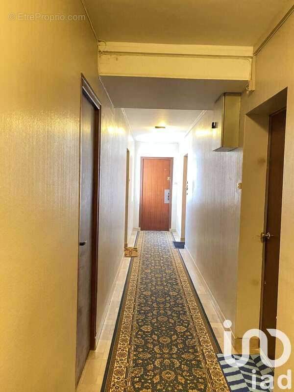 Photo 9 - Appartement à REIMS