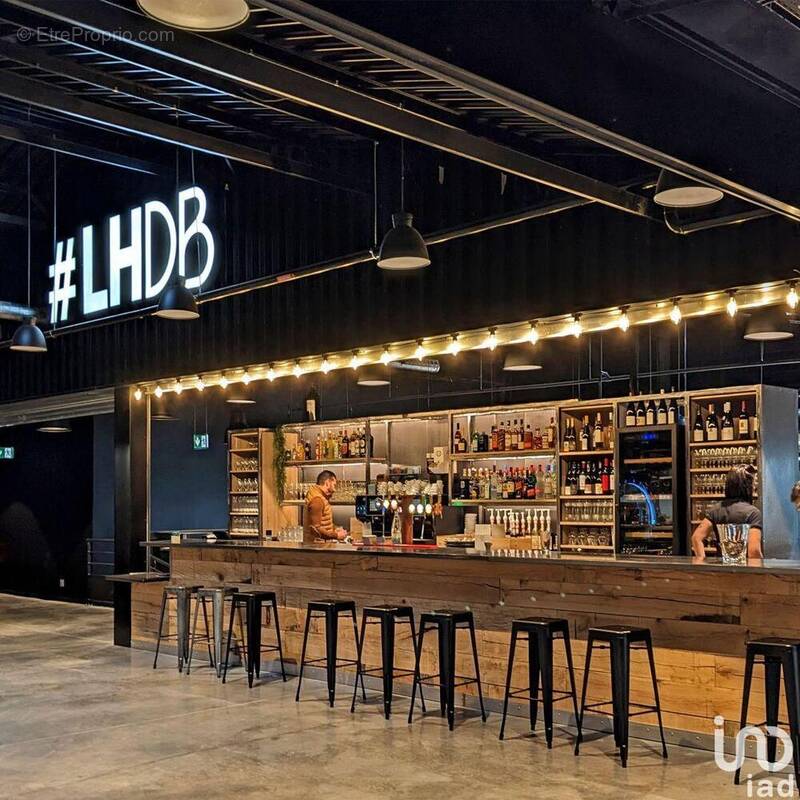 Photo 1 - Commerce à CLERMONT-FERRAND