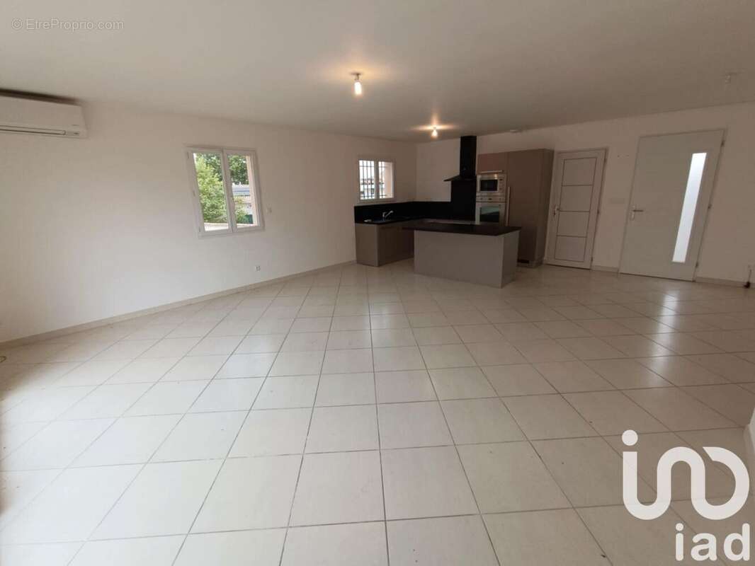 Photo 2 - Maison à VAUVERT