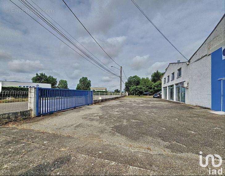 Photo 2 - Commerce à BON-ENCONTRE