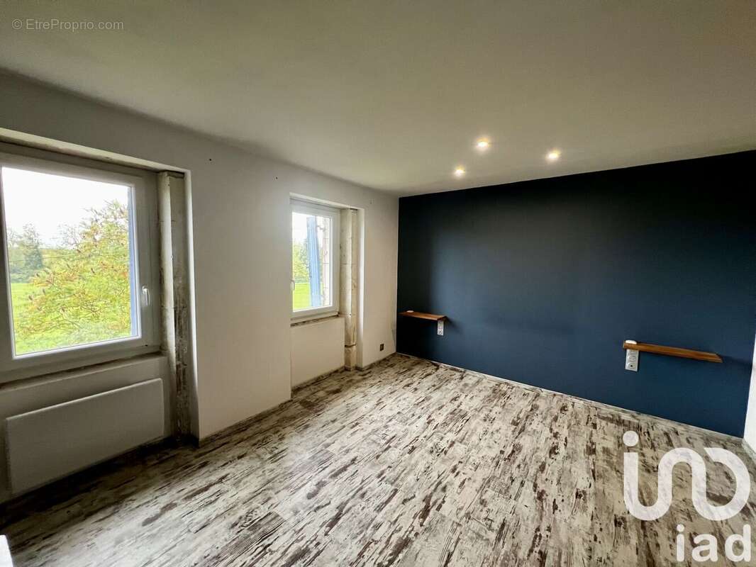 Photo 7 - Maison à CRAVANS