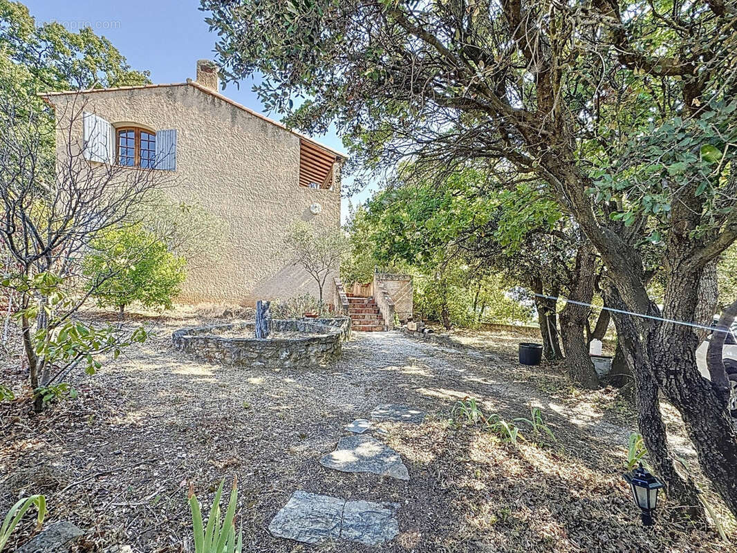 Maison à PUYLOUBIER