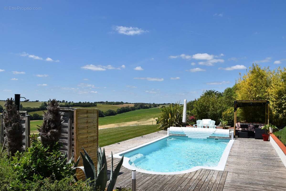 Maison à L&#039;ISLE-JOURDAIN