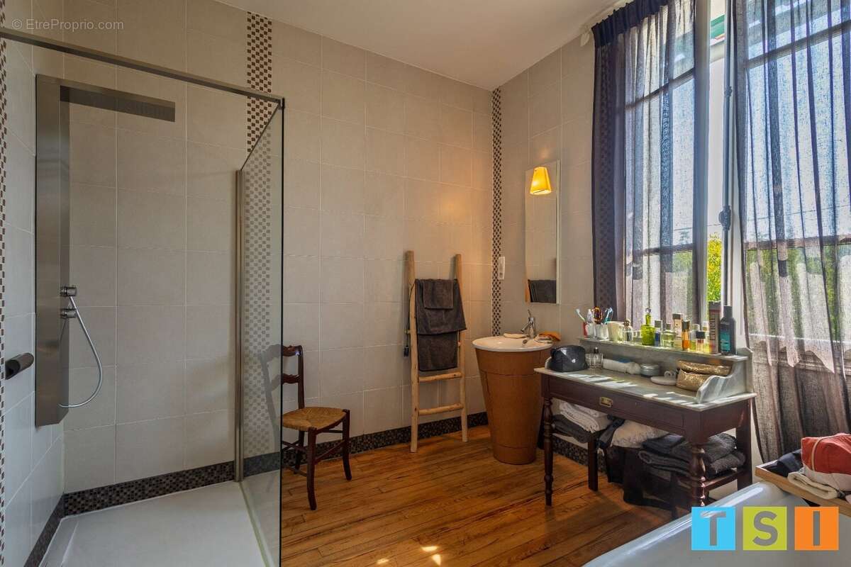 Maison à SALIES-DU-SALAT