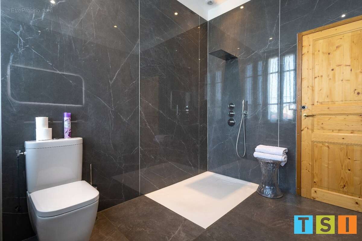 Maison à SALIES-DU-SALAT