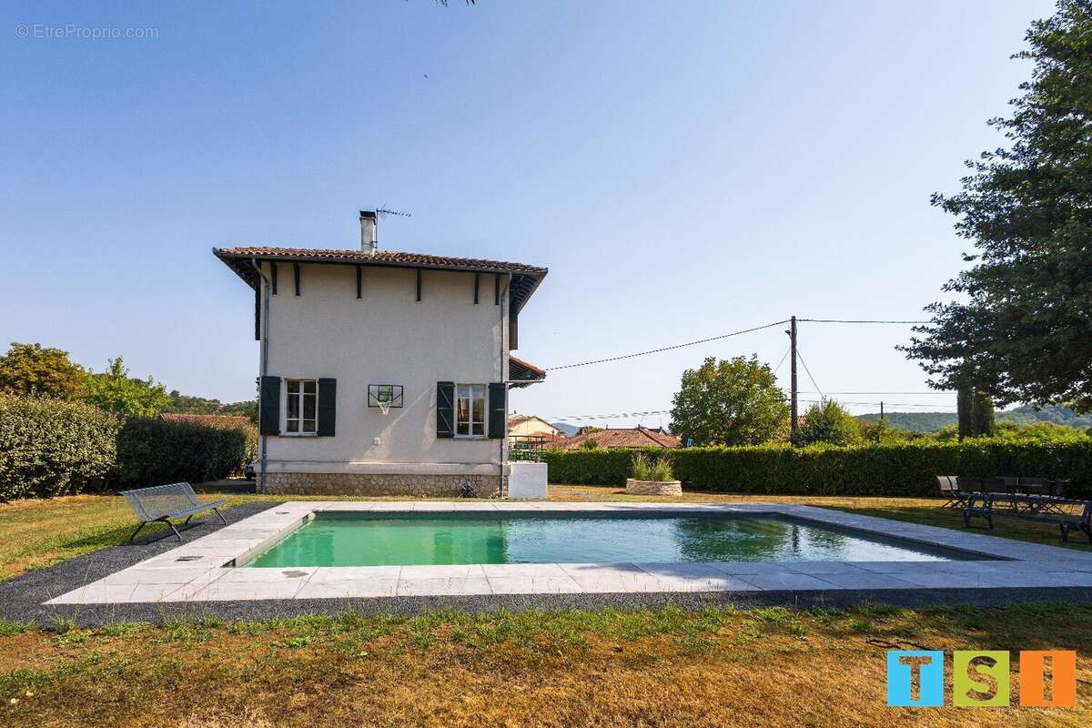 Maison à SALIES-DU-SALAT