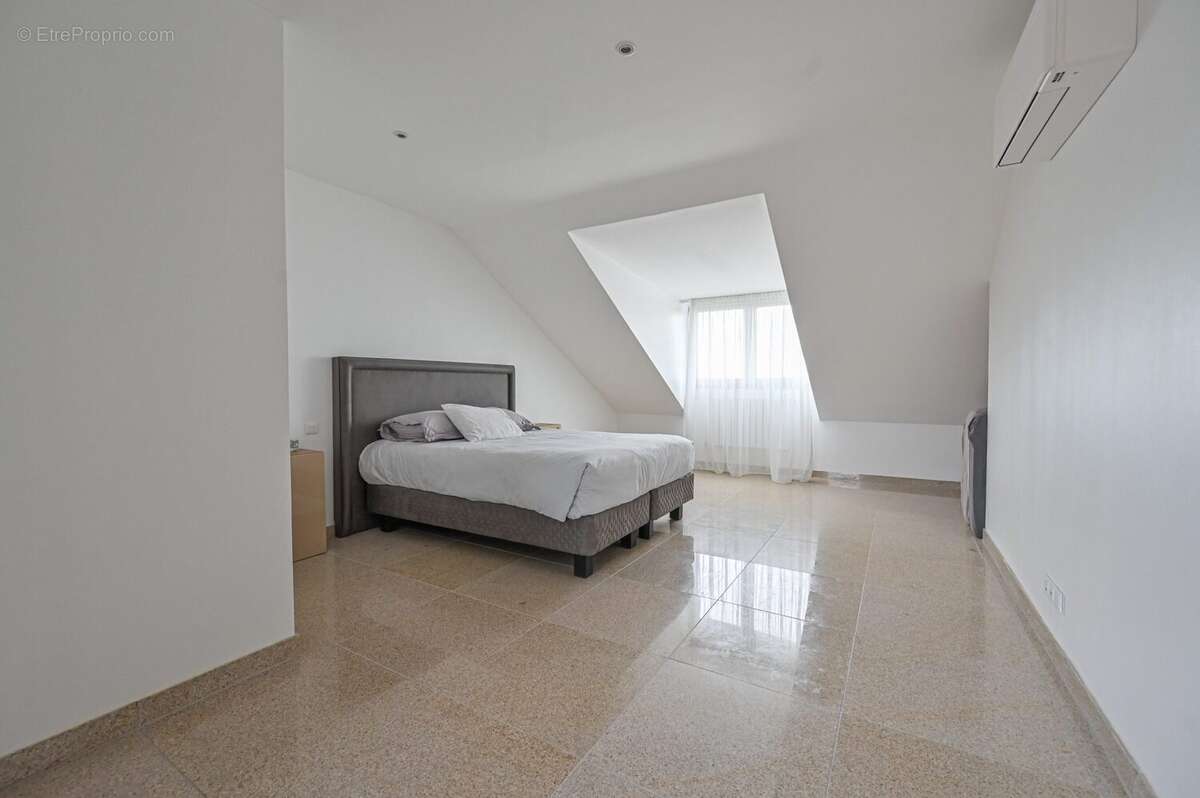 Maison à BONNEUIL-SUR-MARNE