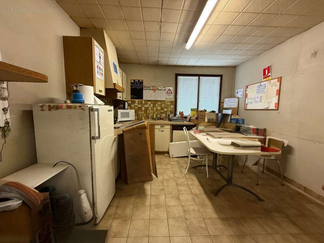 Commerce à JOUE-LES-TOURS