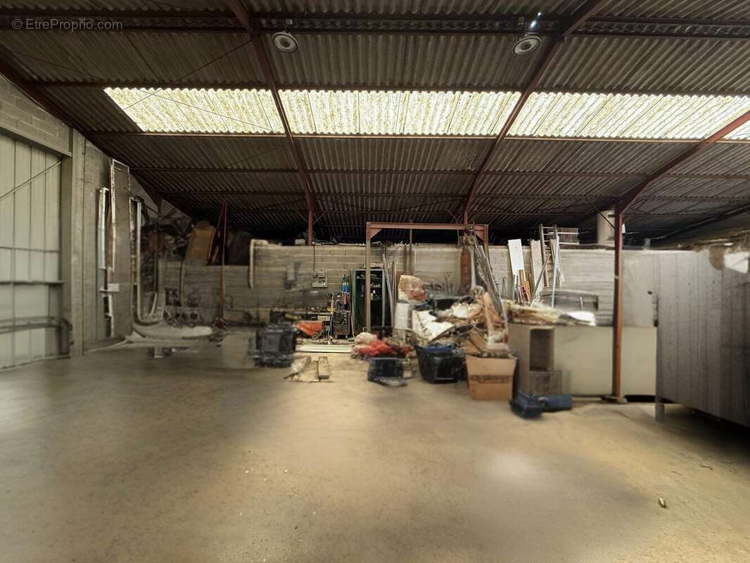 Commerce à JOUE-LES-TOURS