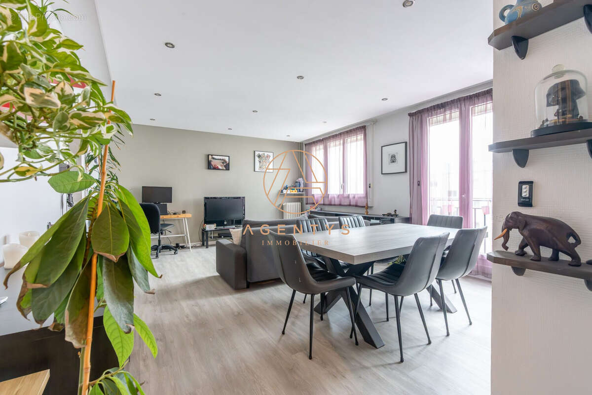 Appartement à LE PERREUX-SUR-MARNE