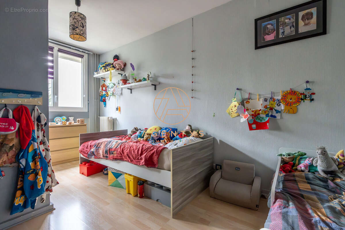 Appartement à LE PERREUX-SUR-MARNE