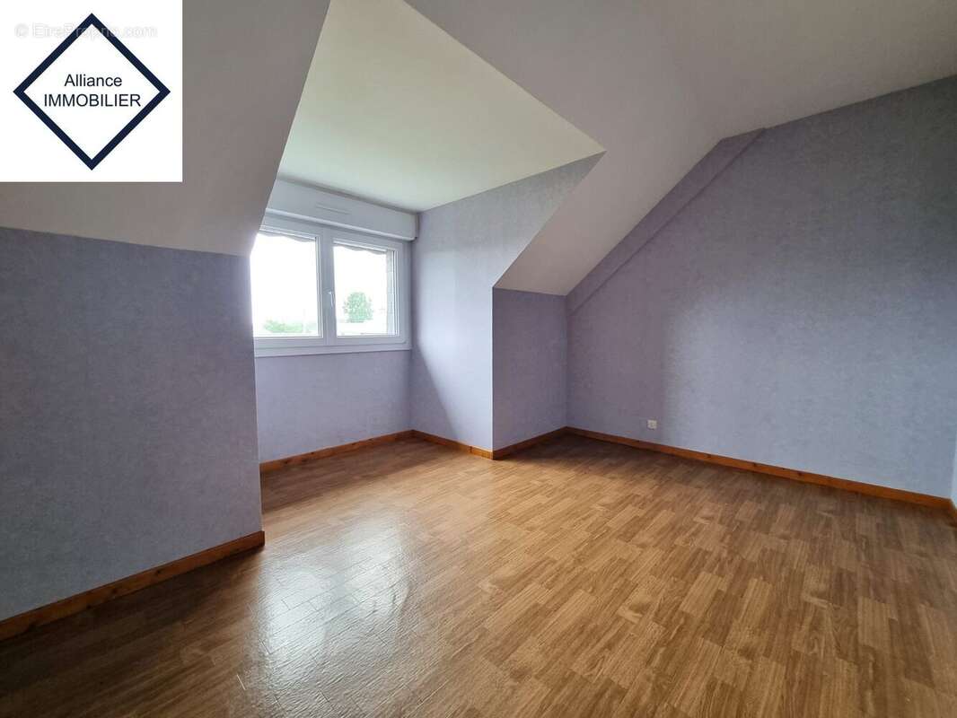 Maison à MONTAUBAN-DE-BRETAGNE