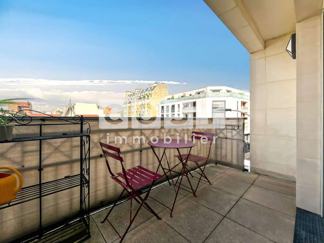 Appartement à BOIS-COLOMBES