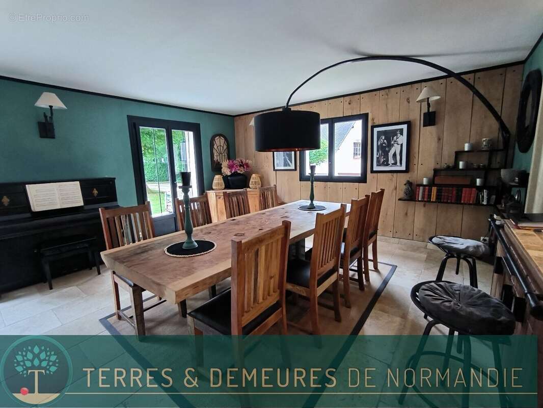 Maison à SAINT-HYMER