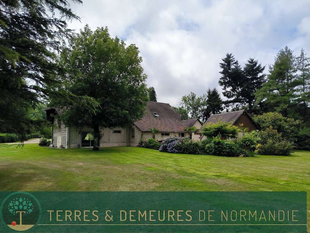 Maison à SAINT-HYMER