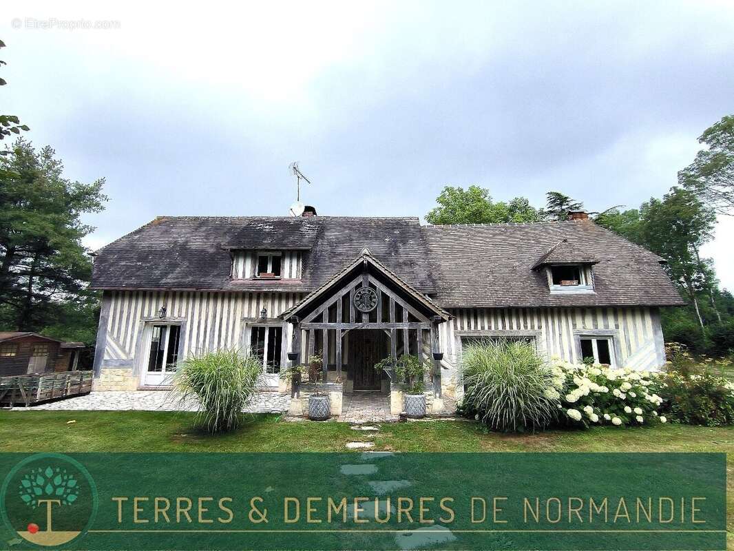 Maison à SAINT-HYMER