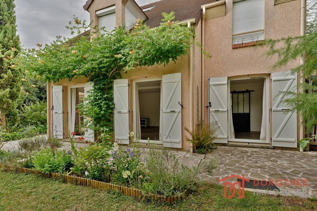 Maison à MAROLLES-EN-BRIE