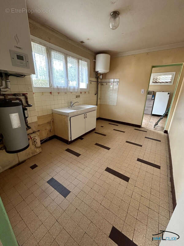 Maison à LANUEJOULS