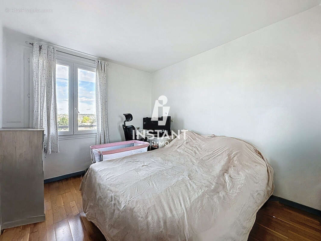 Appartement à LE PERREUX-SUR-MARNE