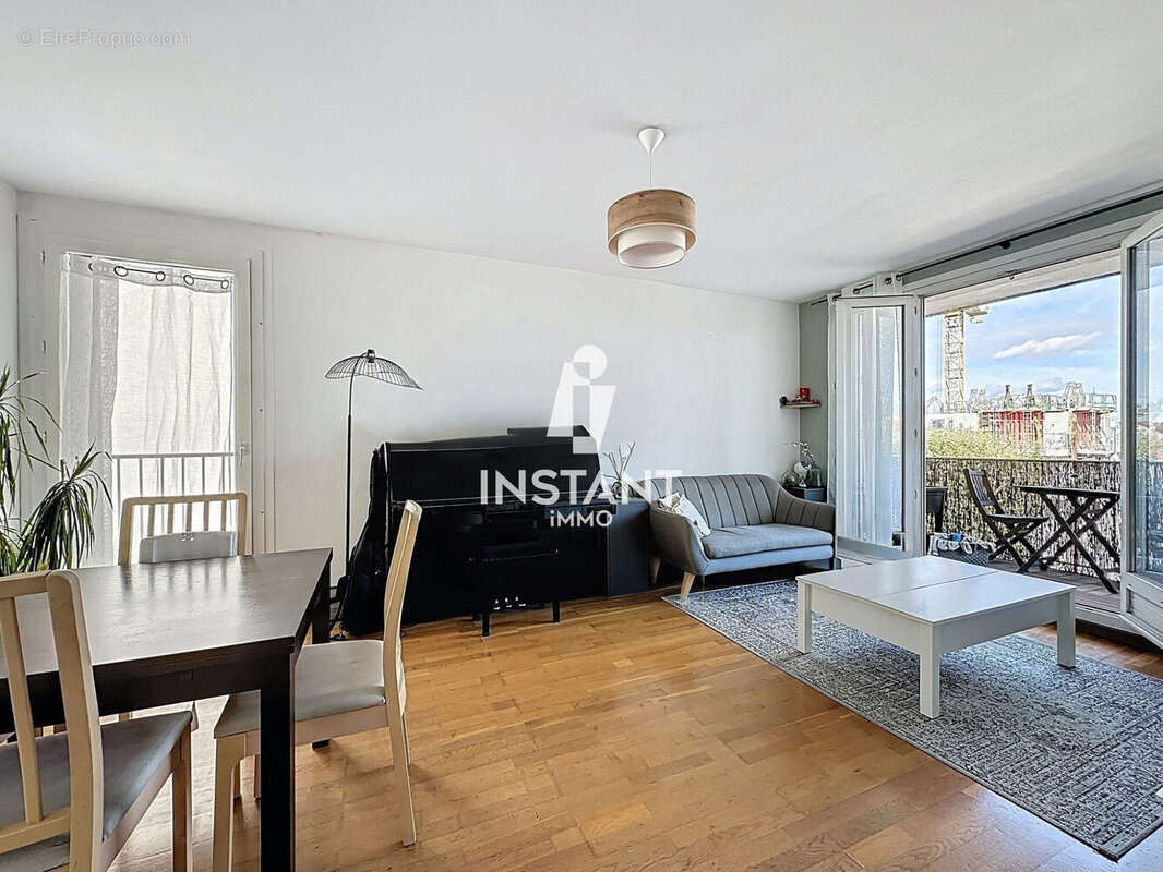 Appartement à LE PERREUX-SUR-MARNE