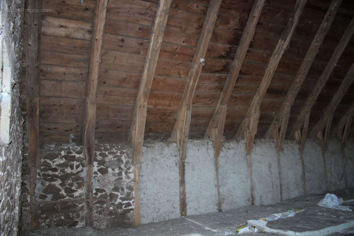 Maison à MONTBOUDIF